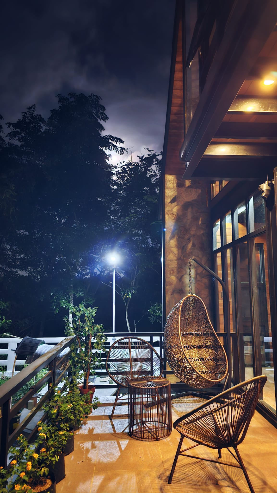 cabin7